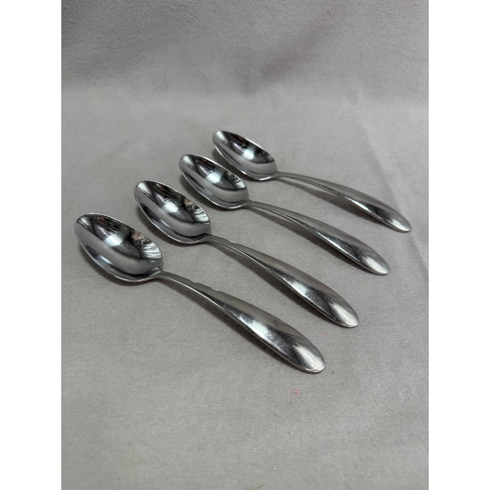Oneida Crest Oval Place Spoons Stainless Discontinued 4 Piece Replacement Set